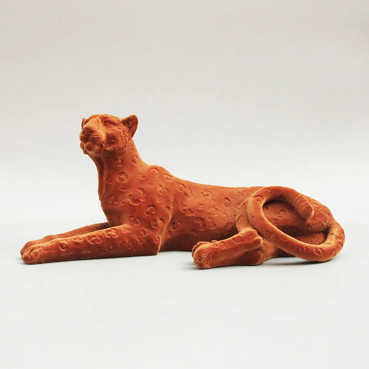 Flocking Leopard Statue Modern Animal Design Sculpture