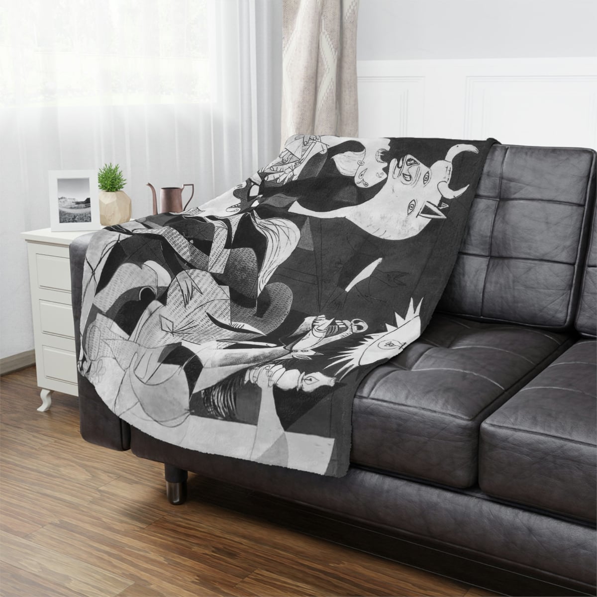 Aesthetic Picasso art on a soft and stylish blanket