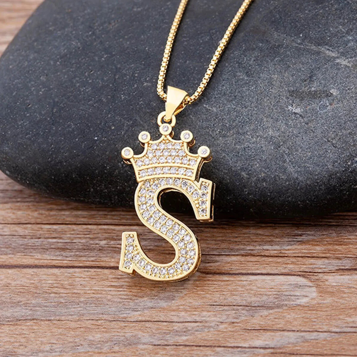 A-Z-Crown-Alphabet-Necklace-S