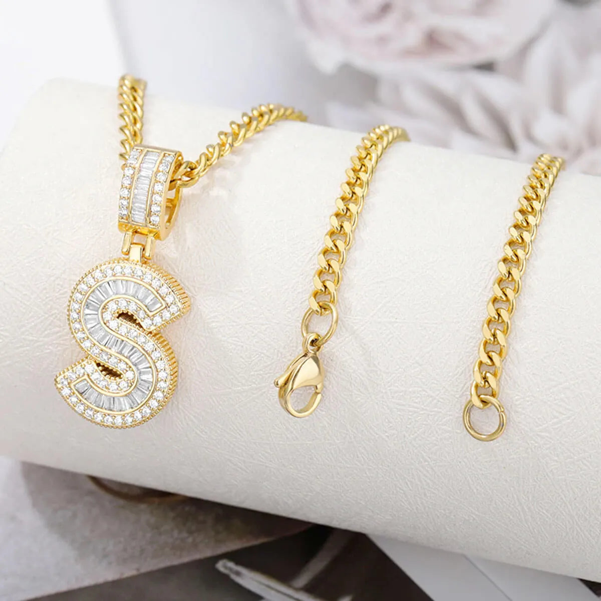 Golden-Alphabet-Necklace-Personlize-Letter