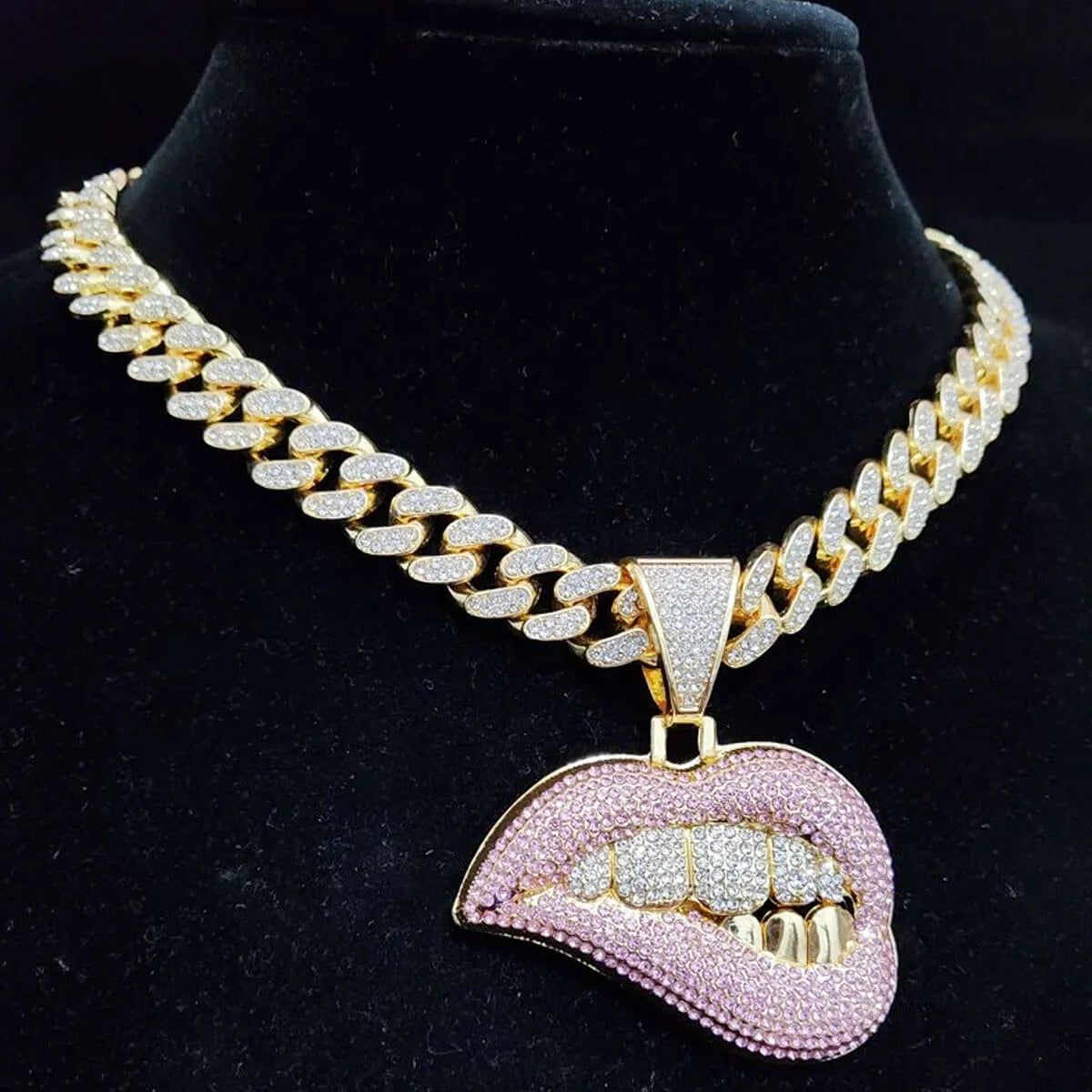 Bite Lip Shape Pendant Crystal Cuban Chain Necklace