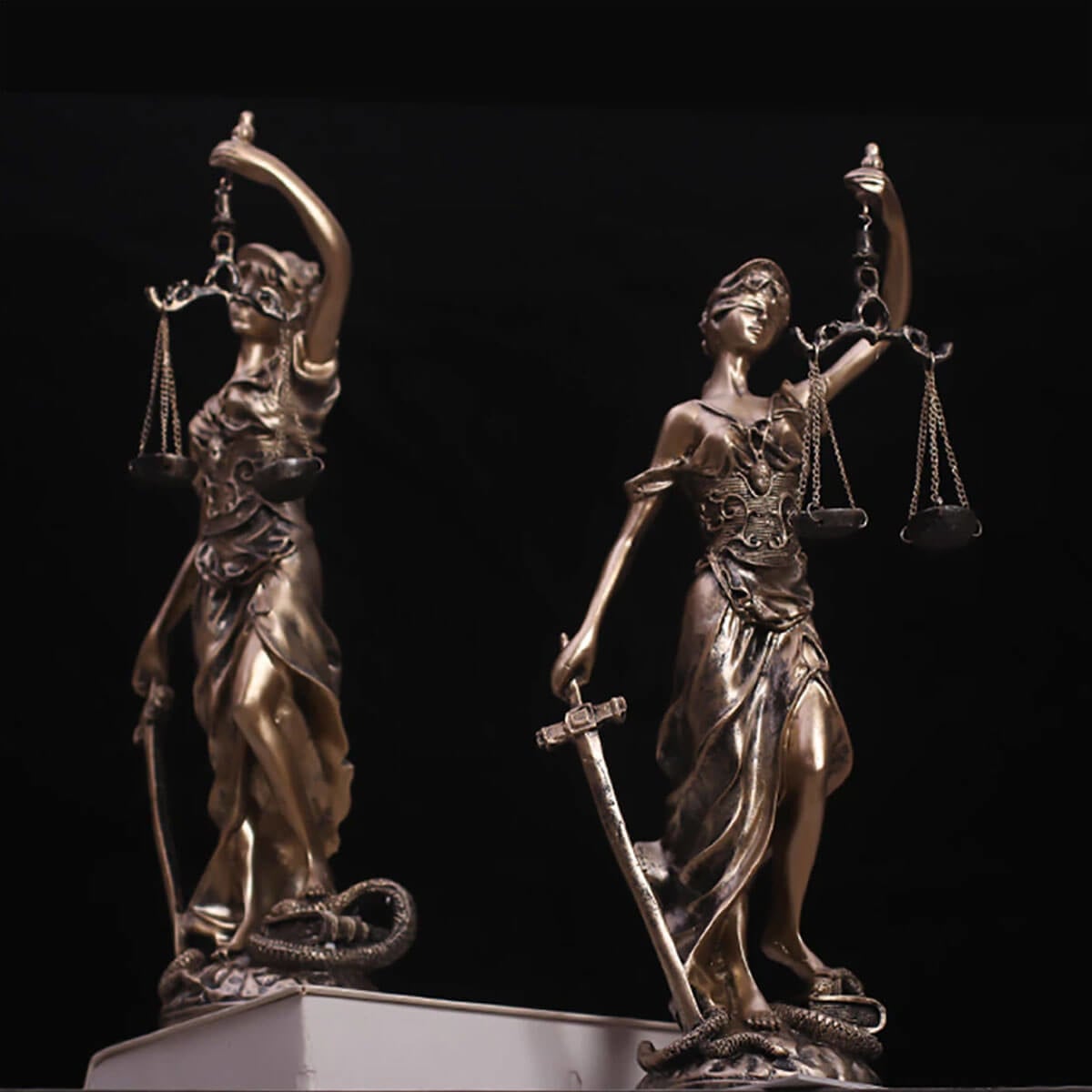 Lawyer Sculpture for Home Decor