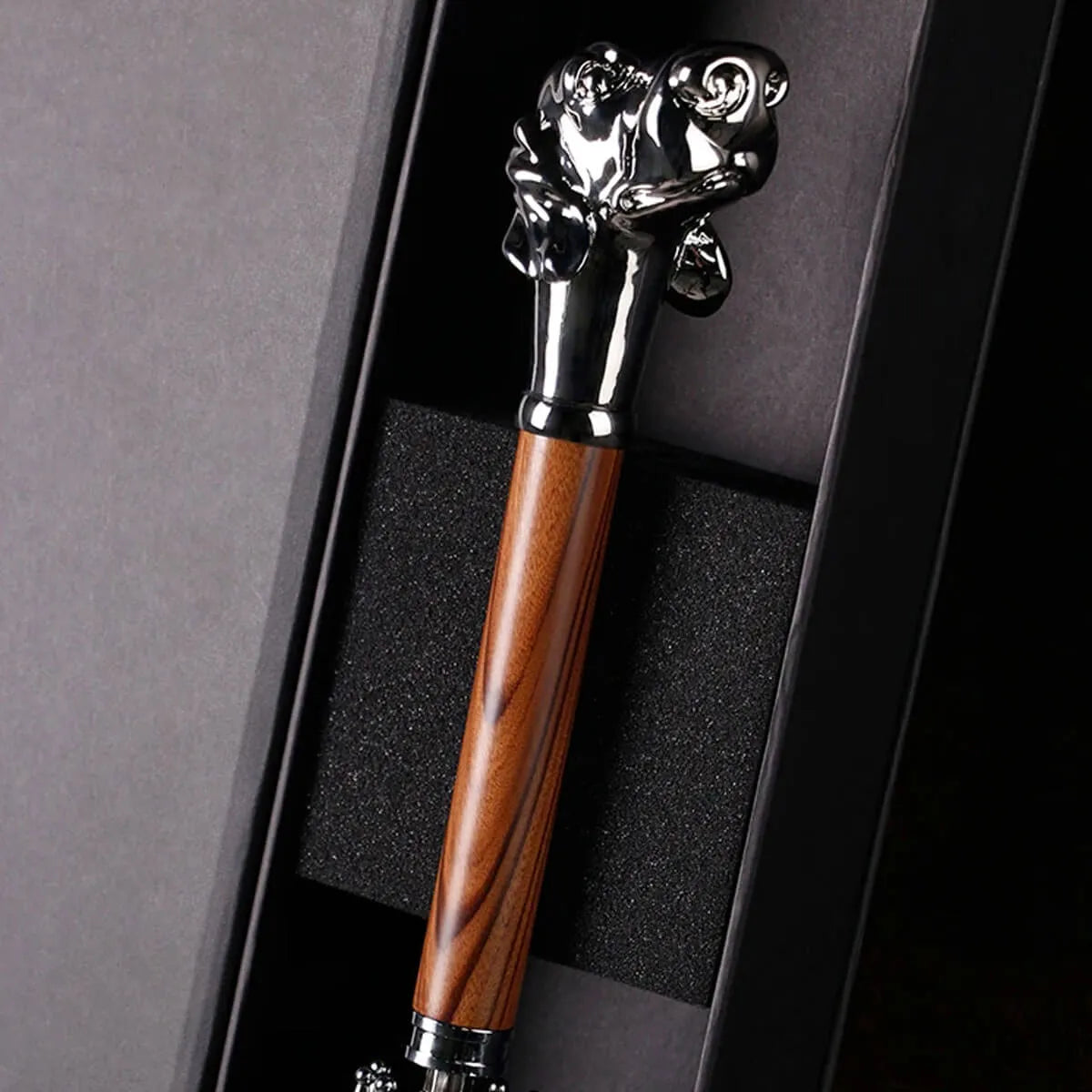 Metal Dog Head Luxury Wooden Long Handle Premium Umbrella