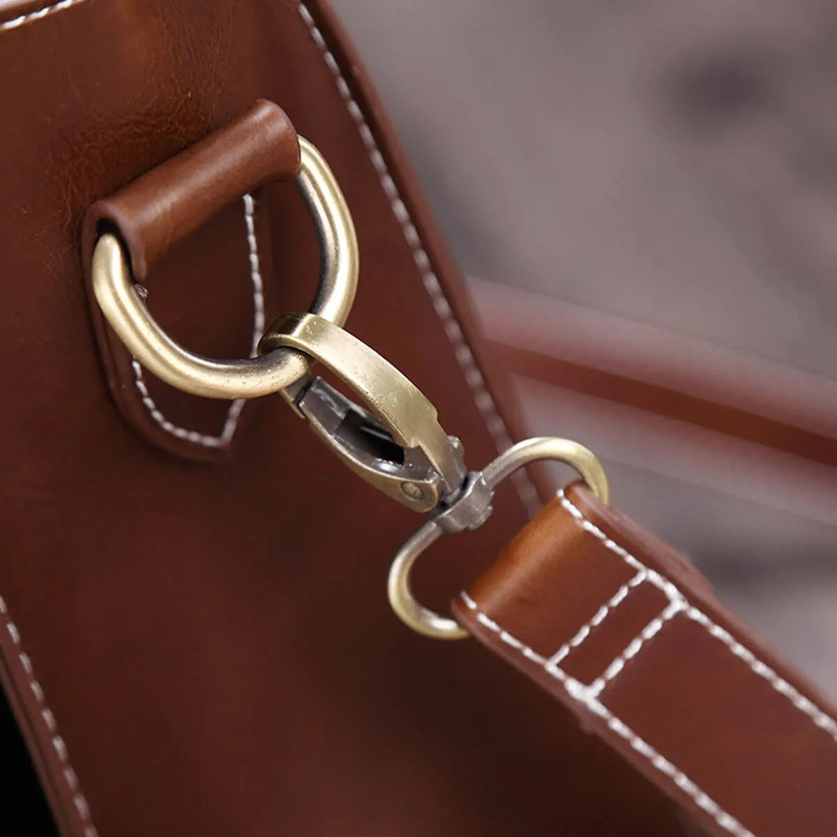 Vintage Business Retro Messenger Handbag Horse Leather Briefcase