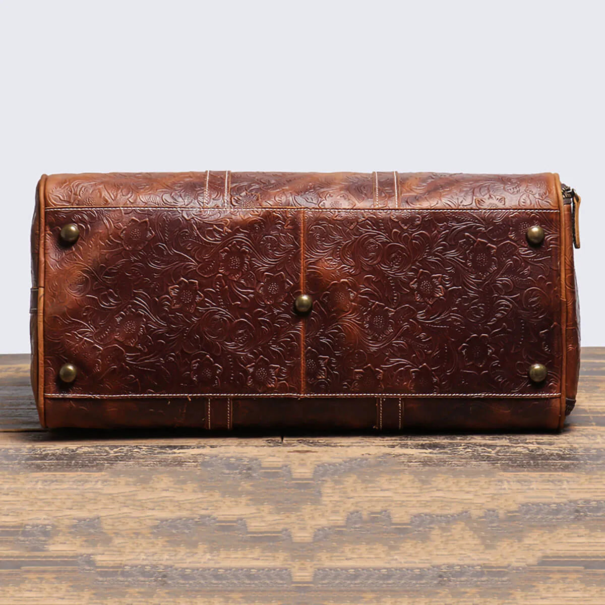 Stylish Handcrafted Weekender Luggage