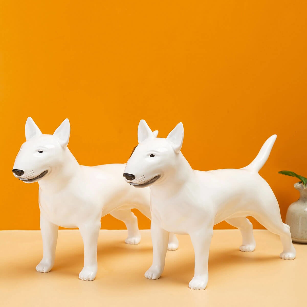 ブルテリア像アート樹脂犬の彫刻