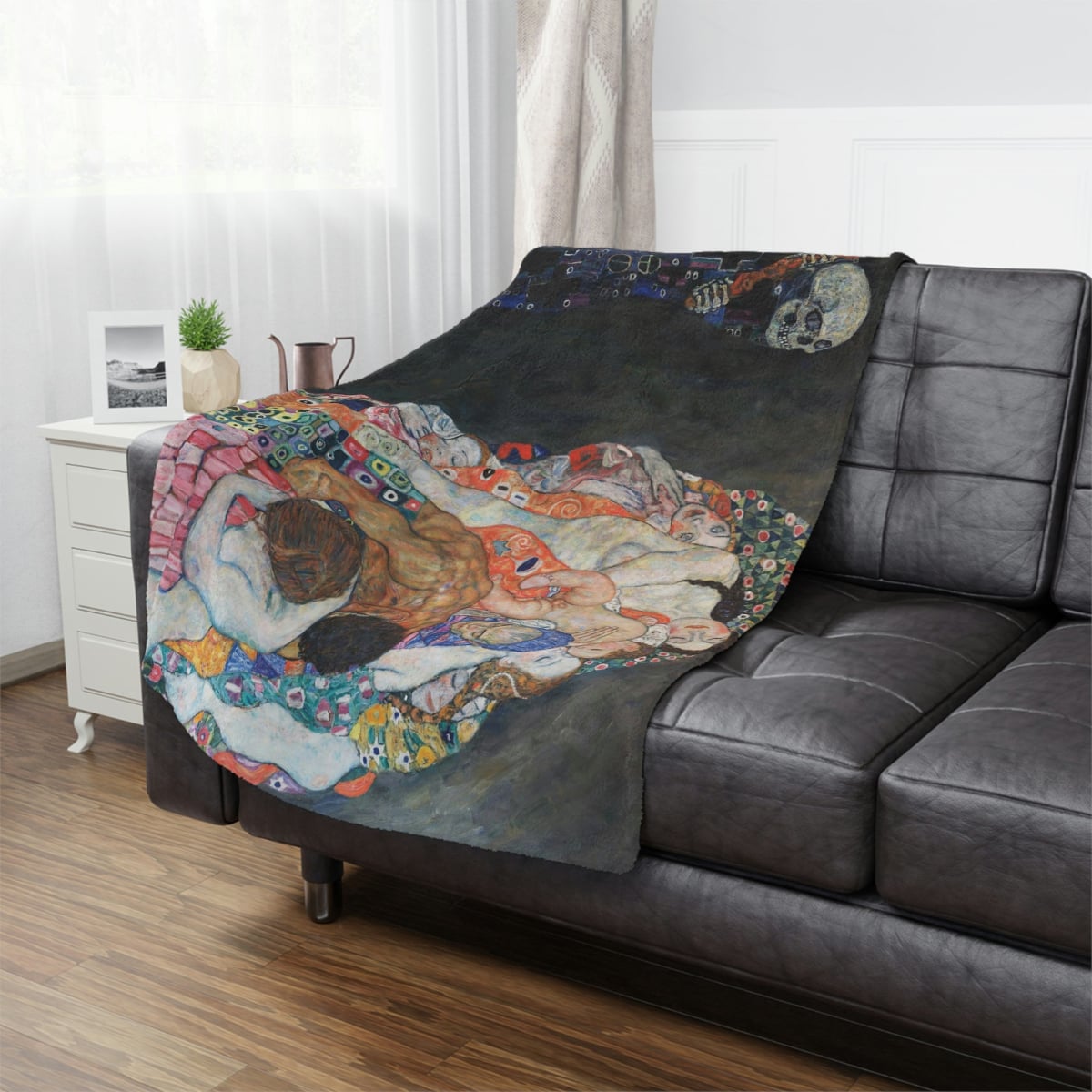Artistic home decor: Klimt's 'Death and Life' art-inspired throw