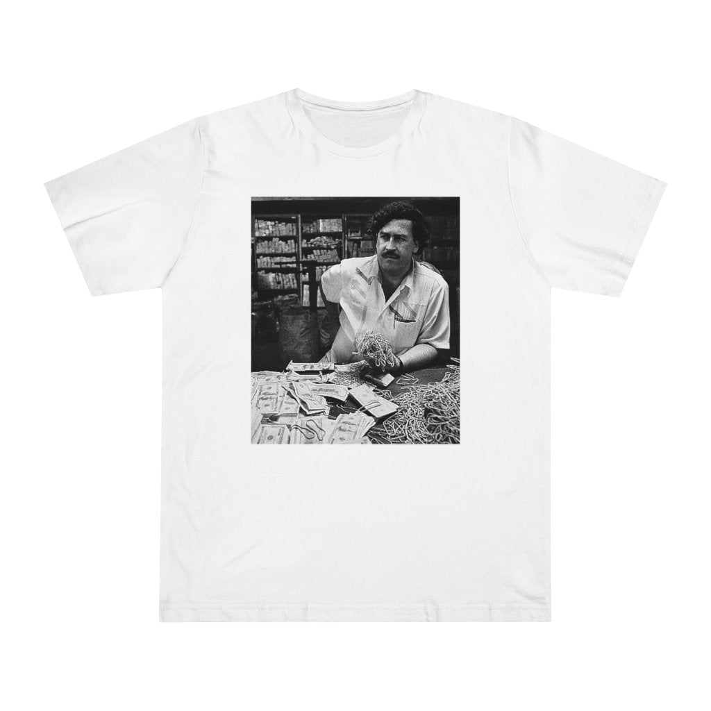 Don Pablo Escobar and his Money on the table T-shirt