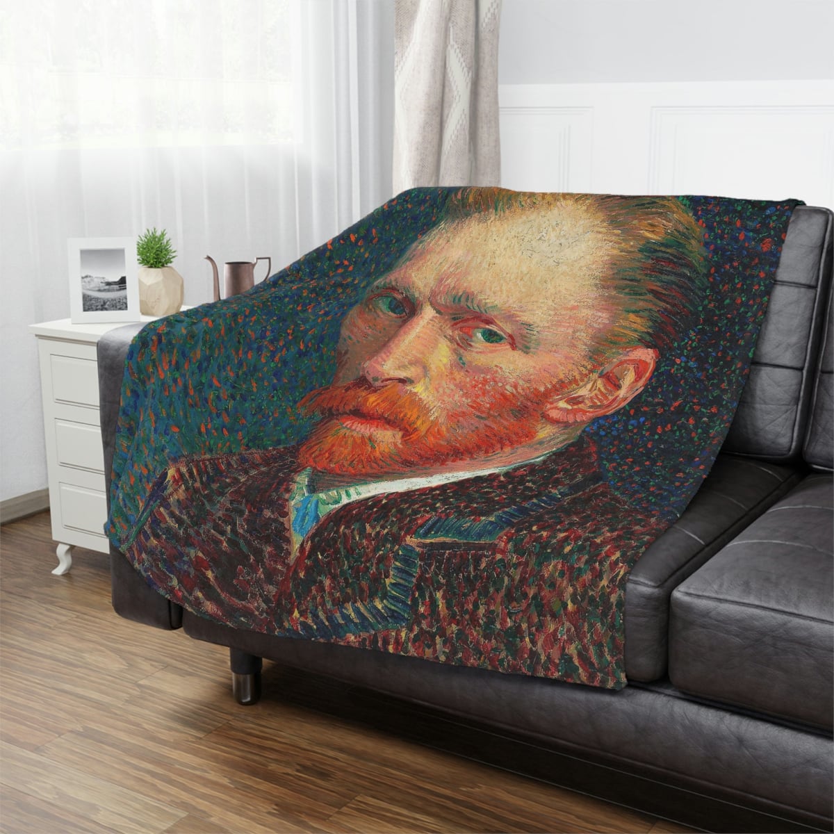 Iconic Artwork Decor - Stylish Bed and Couch Accessory